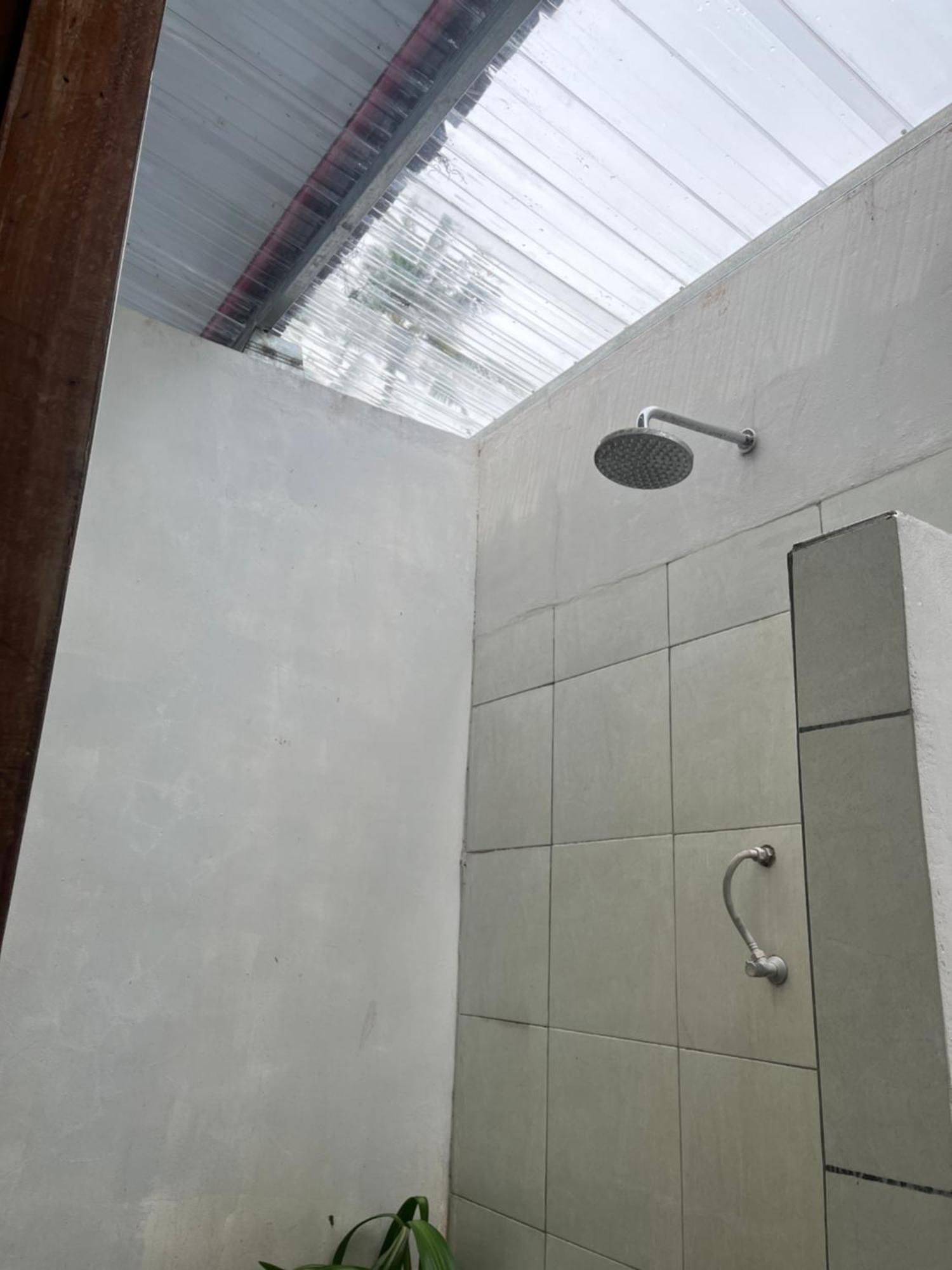 Kebun Homestay Kuta  Kültér fotó